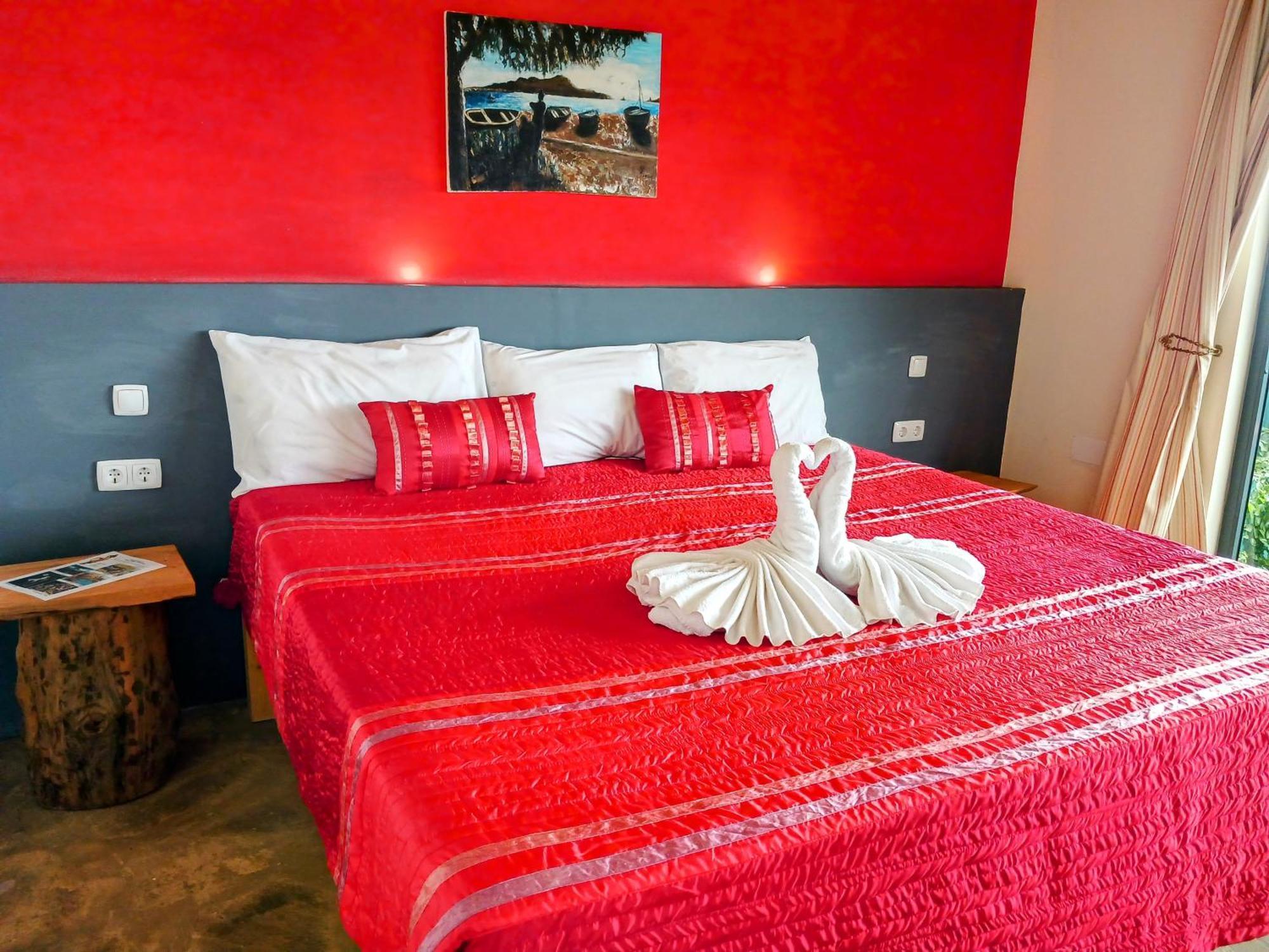 Hotel The Retreat Monte Joana Esterno foto